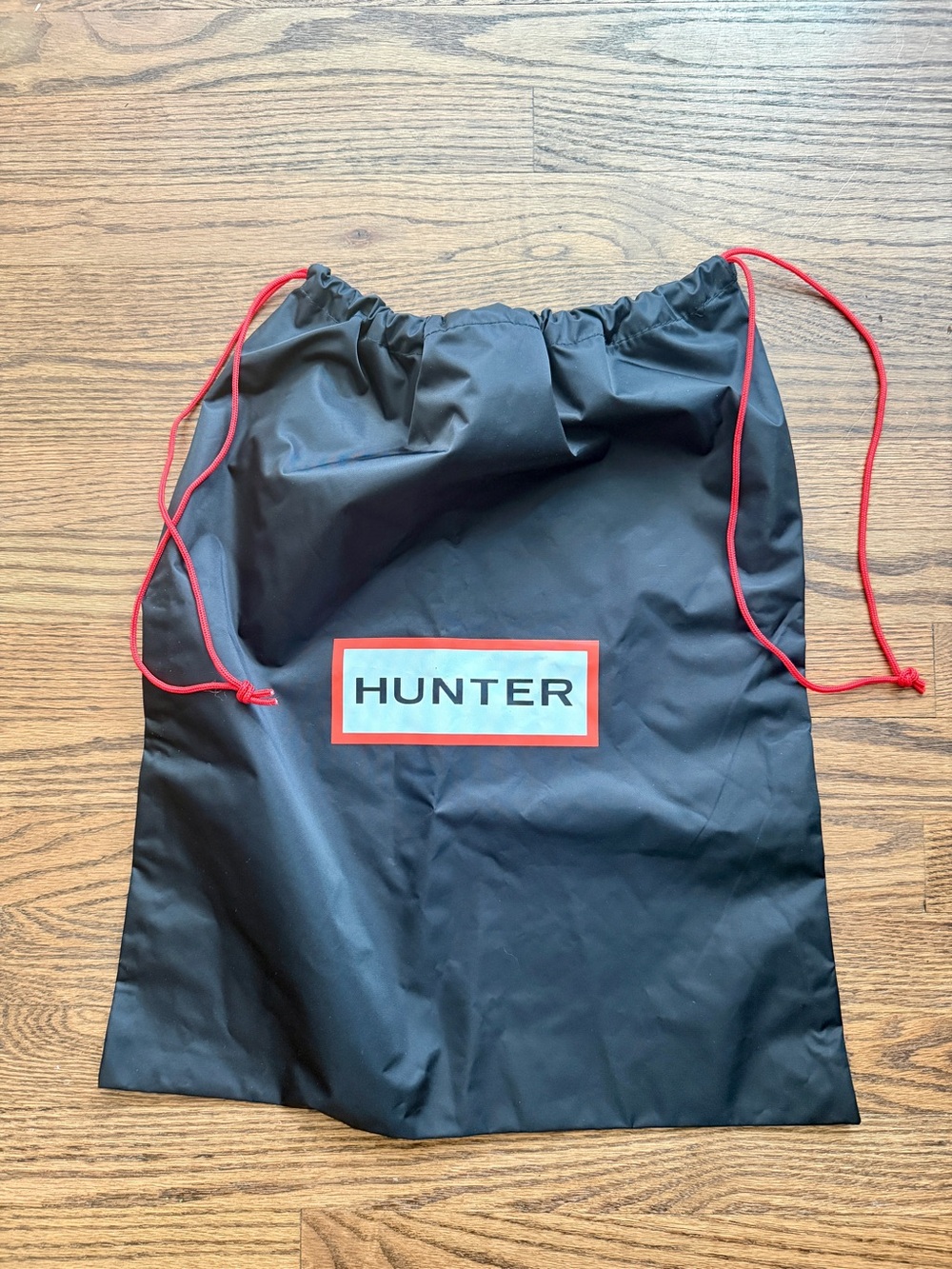Hunter Black Drawstring Shoe/Accessory Bag with Red Accents